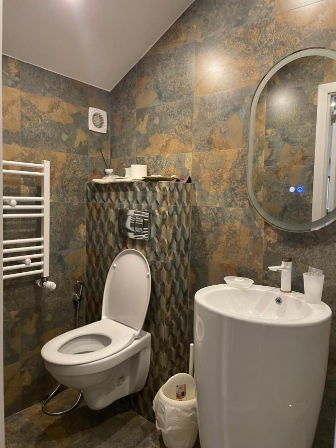 Ami Residence Bucharest Airport&Therme&Parking โอโตเปนี ภายนอก รูปภาพ
